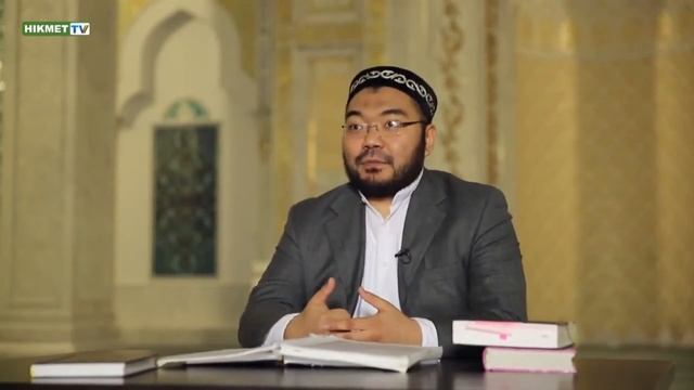 Где держать руки во время намаза по Сунне / Максатбек Каиргалиев смотреть онлайн