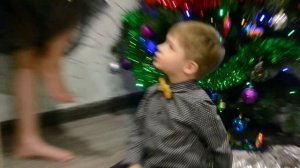 Розыгрыш над детьми. Новогодние подарки. Плохие подарки. / Bad Gifts