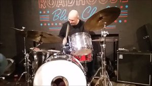 Антон Дашкин - Sunshine of Your Love (solo on drums)