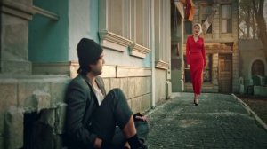 Emel Müftüoğlu - Hovarda