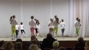 Лагерь Орбита 2015 2 смена 8 отряд танец Между нами, дикарями