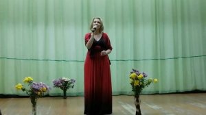 песня "За тихой рекой" исполняет Зиброва Наталья