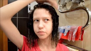 Как покрасить волосы зелёнкой?