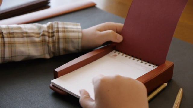 Проект "Четыре комнаты", OKTYABRSKAYA HOTEL смотреть онлайн