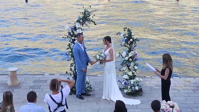 Я же говорила...это отличный знак!!!! Счастья молодым!!! смотреть онлайн