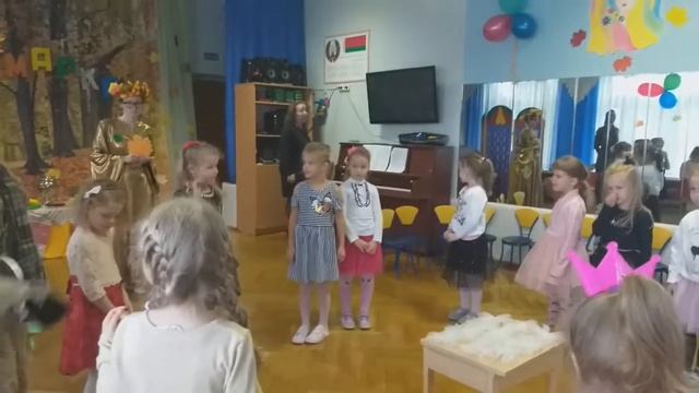 Старшая Б группа ПРАЗДНИК ОСЕНИ + ДЕНЬ МАТЕРИ смотреть онлайн