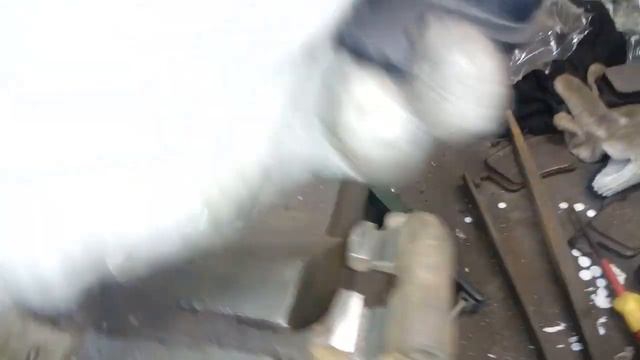 Качественная замена тормозных колодок. На примере Форд Фокус 2 .