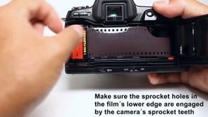 Loading 35mm Film into Minolta 700si