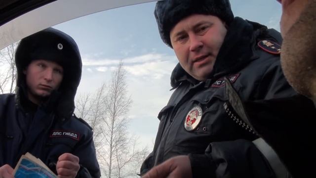 ДПС Стажер ищет левый алкоголь или Когда остановил не ту машину смотреть онлайн