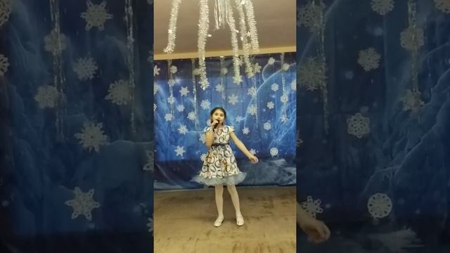 Дарья Моренкова песня "Кнопочка" Музыка А. Пинегина, слова А. Усачева смотреть онлайн