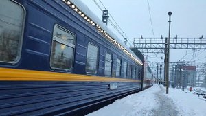 Эксклюзив! Электровоз ЧС6-022 с двухэтажным поездом №159 Рускеала/Петрозаводск - Москва