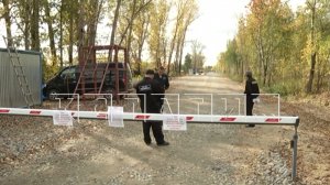 Жители Городца, которых ремонт гидроузла лишил спокойного сна,через охрану пробиваются к руководству