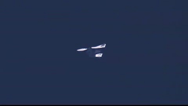 Эксклюзивные кадры - VSS Enterprise, первый свободно пилотир