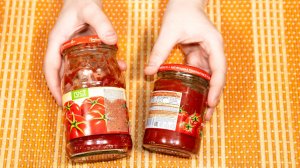 Вот как можно сохранить ТОМАТНУЮ ПАСТУ от ПЛЕСЕНИ! 5 ПОЛЕЗНЫХ СОВЕТОВ ХОЗЯЙКЕ!