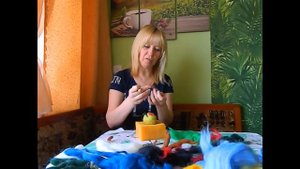 мастер-класс Пасхальное яйцо. Сухое валяние.