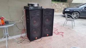 JBL JRX 125  2x1000W / Behringer EP 4000