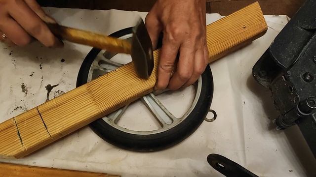 Как поменять подшипник в самокате смотреть онлайн