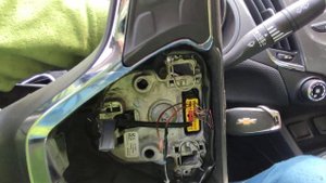 Как снять руль на автомобиле Chevrolet Cruze