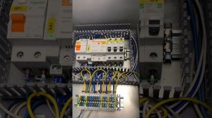 Вводной щит 220В