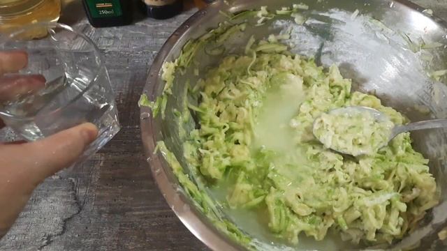 Только кабачки, яйцо и мука! ОЛАДЬИ ИЗ КАБАЧКОВ # Рецепты без глютена
