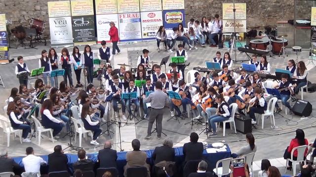 "Batti il 5" di S. Brusca. Orchestra "Carducci" vince il Concorso Internazionale "Giovani Promesse" смотреть онлайн