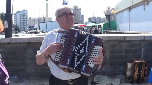 Липецкий гармонист Александр Пронин. Август 2017 год. смотреть онлайн