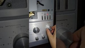 катушечный магнитофон Снежеть 110с