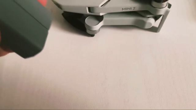 DJI MINI 2 , быстрый обзор , летает на батарее от DJI Mavik Mini❗️, взвешиваем. смотреть онлайн