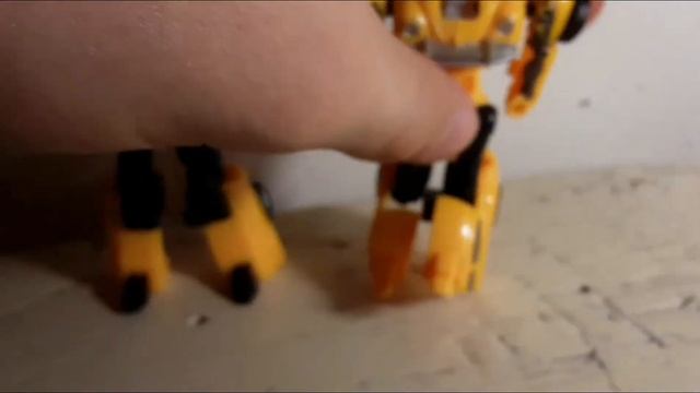 Обзор на ещё одну коллекционную игрушку из фильма Бамблби смотреть онлайн