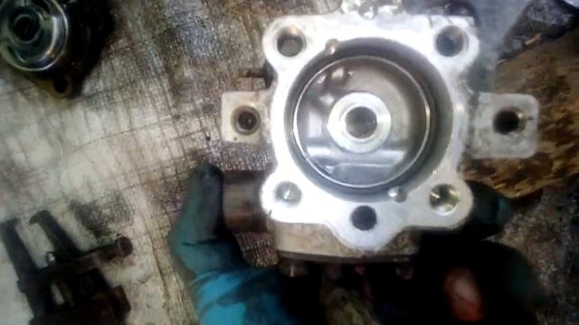 Течёт масло из ГУРа Авео 1.2 Замена сальника и подшипника ГУРа. смотреть онлайн