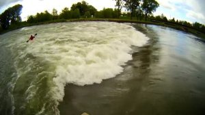 Родео каяк, сборы в Платтлинге, река Изар, Германия