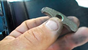 Ремонт ручного тормоза на Соболе ,замена собачки .