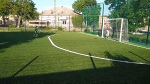 Тренировка по футболу  деток 4 - 6 лет клуб "Адреналин" на свежем воздухе