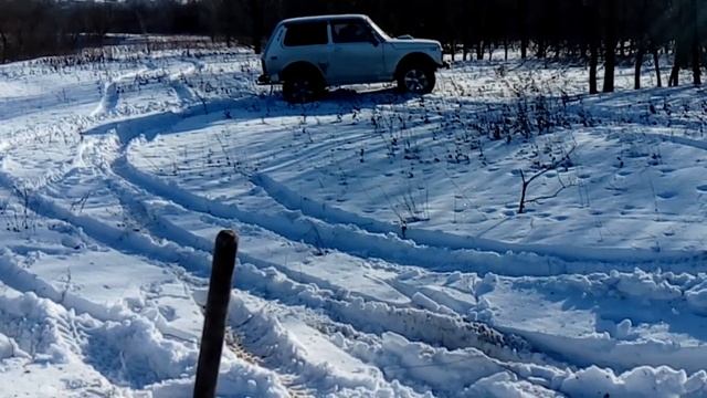 Россошь .Легкий обкат Нивы " Вентура" смотреть онлайн