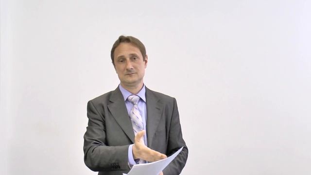 Ошибка оратора №5 - Чтение текста. Как правильно читать текст при выступлении. Школа оратора.
