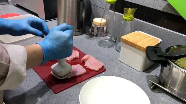 Тендерайзер - зачем и какой лучше? Идеальная отбивная и размягчитель мяса. смотреть онлайн