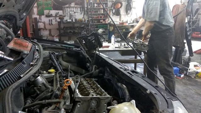 vw Polo 1.4 ГРМ погнуло клапана! как гнет клапана, ремень без зубов. смотреть онлайн