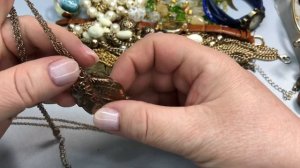 8. Продолжение распаковки винтажной бижутерии 7,5кг. Частично  лом.  Часть 4.