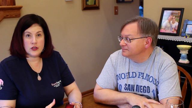 Table For Two Show S07xE11 Animal Empire смотреть онлайн