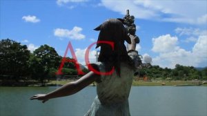 102 Statue in Park Lake Time lapse