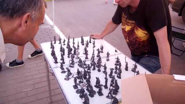 А почём солдатики? 300 рублей???!!!! смотреть онлайн