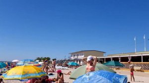 Азовское море. Пляж панионата Дельмар в Седово.
