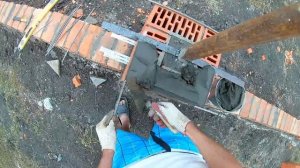 СТРОИТЕЛЬСТВО кирпичного ЗАБОРА!кладка СТОЛБОВ и ПРОСТЕНКОВ!СЪЕЛИ СОСЕДСКУЮ КУРИЦУ!