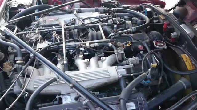 Daimler Double Six V12 engine смотреть онлайн