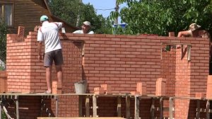 летний душ, туалет из кирпича