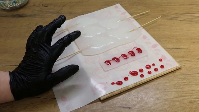 Как сделать леденцы и шоколадки и оформить сладкие коробочки для подарка 🎄🎅