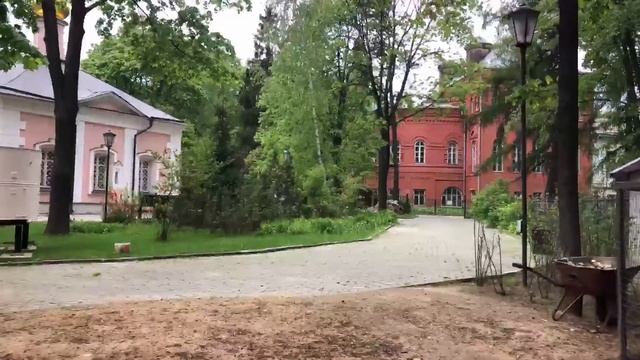храм Покрова в Покровском-Стрешневе