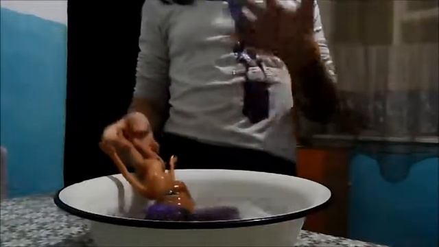 Как выпрямить кукле волосы ? смотреть онлайн