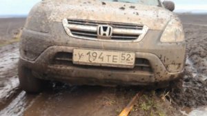 Hover h5 затащил в грязь. По бездорожью до деревни.