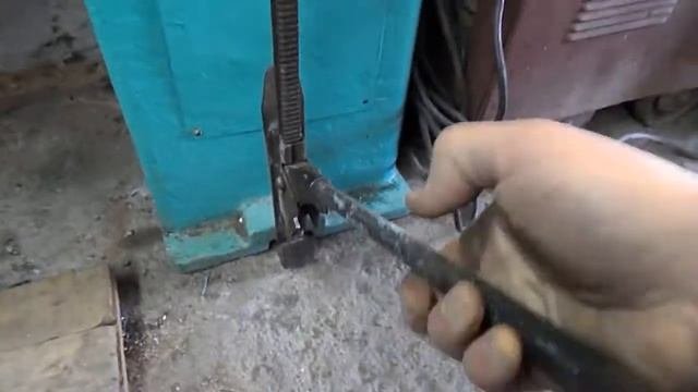 Домкрат реечный с низким подхватом ( 2 часть )